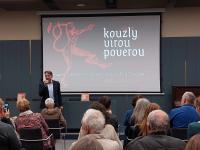 Výstava Mezi kouzly, vírou a pověrou